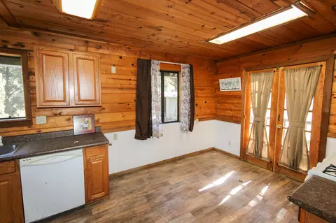 46219 Selenium Ln, Big Bear City, CA 92314 photo 9
