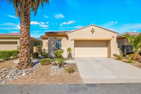 28541 W W Natoma Dr, Cathedral City, CA 92234