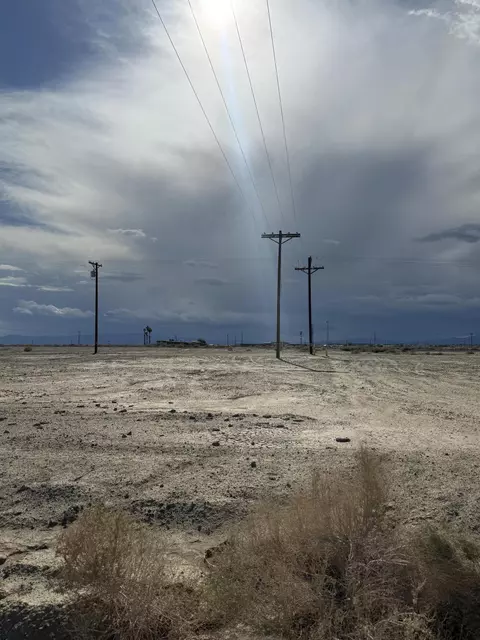 2133 Panama Ave, Thermal, CA 92274