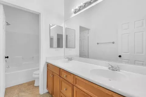 Bath - 43451 Shasta Pl, Indio, CA 92201 photo 2 of 2