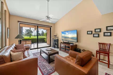 40 Sunrise Dr, Rancho Mirage, CA 92270