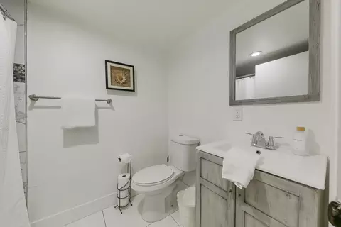 Bath - 41321 Pedro Buff Dr, Bermuda Dunes, CA 92203 photo 1 of 4