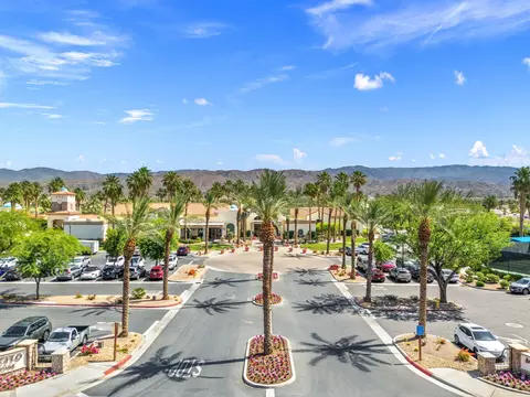 View/Area - 81919 Avenida Dulce, Indio, CA 92203 photo 8 of 8