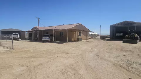 Exterior - 1952 Bartle Pl, Thermal, CA 92274 photo 7 of 7