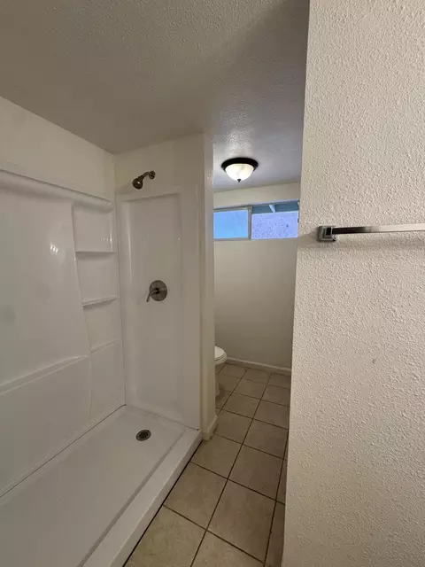 Bath - 5958 El Reposo St, Joshua Tree, CA 92252 photo 3 of 5