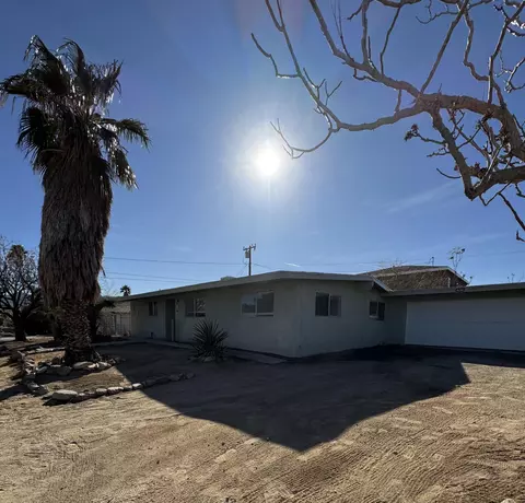 Exterior - 5958 El Reposo St, Joshua Tree, CA 92252 photo 8 of 9
