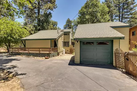 25140 Coulter Dr, Idyllwild, CA 92549