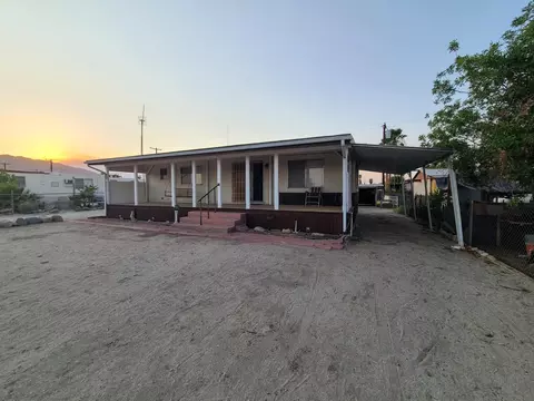 214 Thermal Pl, Thermal, CA 92274