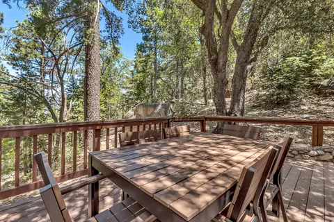 Exterior - 52646 Chickadee Ln, Idyllwild, CA 92549 photo 8 of 20