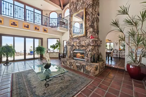 56375 Bighorn Dr, Mountain Center, CA 92561