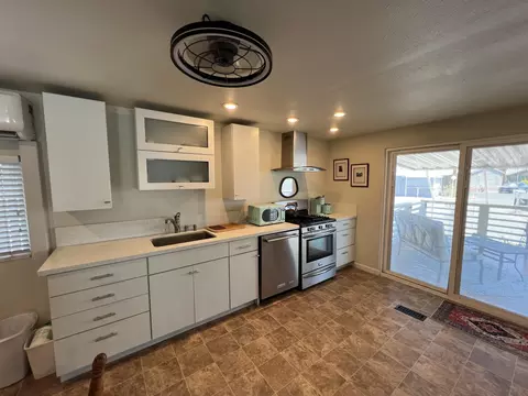 3 Sand Crk, Cathedral City, CA 92234