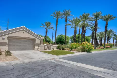 Exterior - 44010 Royal Troon Drive Dr, Indio, CA 92201 photo 4 of 22