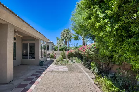 Exterior - 44010 Royal Troon Drive Dr, Indio, CA 92201 photo 20 of 22