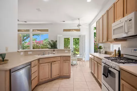 Kitchen - 44010 Royal Troon Drive Dr, Indio, CA 92201 photo 1 of 4