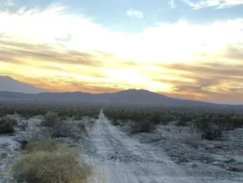 10 Acs Near Dillionfargo Cyn, Indio, CA 92201