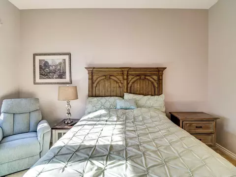 Bedroom - 85642 Molvena Dr, Indio, CA 92203 photo 2 of 10