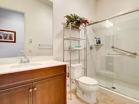 Bath - 85642 Molvena Dr, Indio, CA 92203 photo 1 of 8