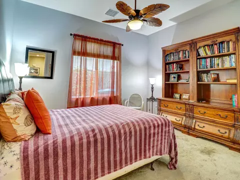 Bedroom - 85642 Molvena Dr, Indio, CA 92203 photo 4 of 10
