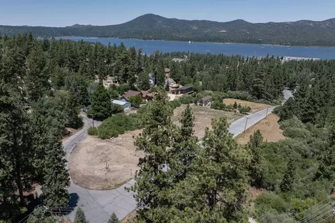 990 Pine Knot Ave, Big Bear Lake, CA 92315