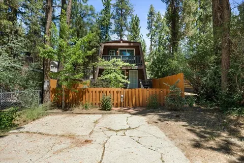 Exterior - 42958 Encino Rd, Big Bear Lake, CA 92315 photo 9 of 9