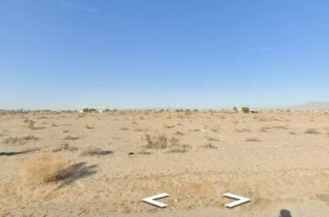 2579 Auburn Ave, Salton City, CA 92274