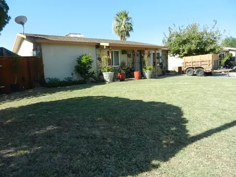 82129 Crest Ave, Indio, CA 92201 photo 4