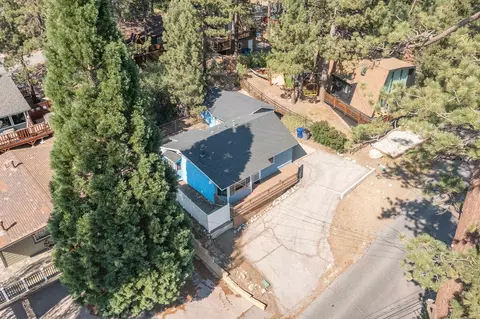 View/Area - 42920 Sunset Dr, Big Bear Lake, CA 92315 photo 1 of 7