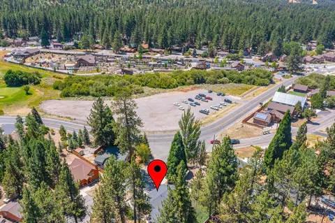 View/Area - 42920 Sunset Dr, Big Bear Lake, CA 92315 photo 2 of 7