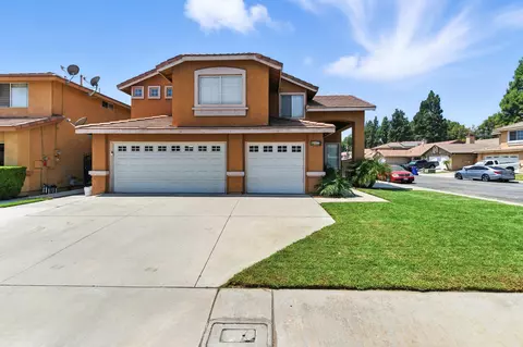 12022 Vintage Dr, Fontana, CA 92337