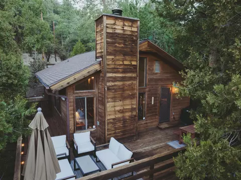 24561 Lakeview Dr, Idyllwild, CA 92549