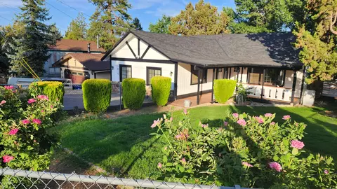 404 San Martin Dr, Big Bear City, CA 92314