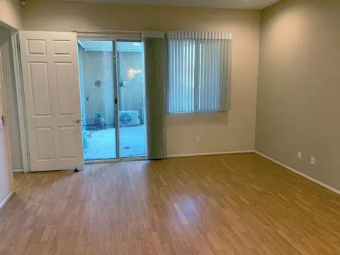 Living - 48638 Barrymore St, Indio, CA 92201 photo 9 of 11