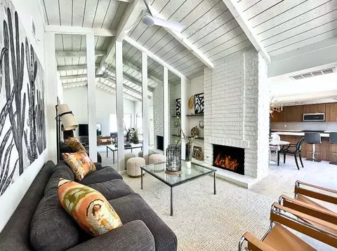 2234 S Linden Way, Palm Springs, CA 92264