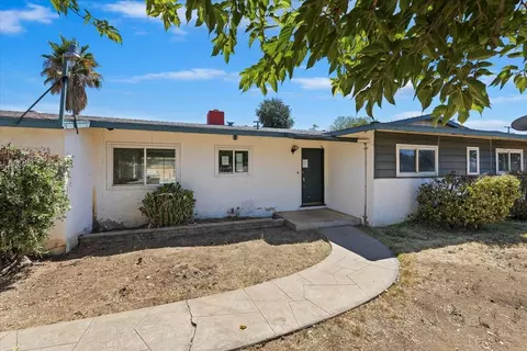 Exterior - 12739 Valley View St, Yucaipa, CA 92399 photo 3 of 13