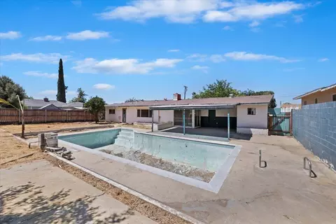 Exterior - 12739 Valley View St, Yucaipa, CA 92399 photo 7 of 13