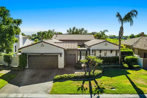 326 Loch Lomond Rd, Rancho Mirage, CA 92270