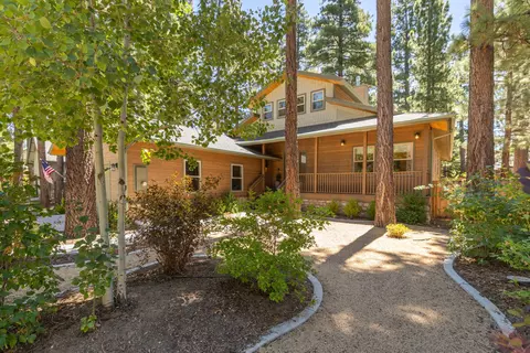 113 Meadow View Dr, Big Bear Lake, CA 92315