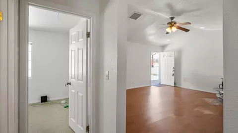 Entry Way - 58522 Reche Rd, Landers, CA 92285 photo 1 of 1