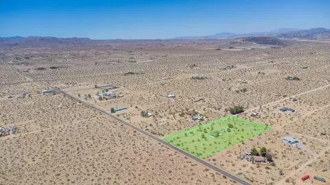 View/Area - 58522 Reche Rd, Landers, CA 92285 photo 8 of 13