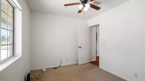 Bedroom - 58522 Reche Rd, Landers, CA 92285 photo 6 of 9