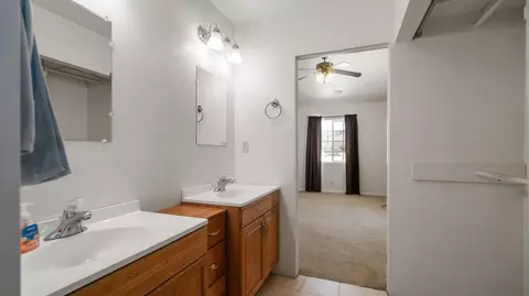 Bath - 58522 Reche Rd, Landers, CA 92285 photo 3 of 5