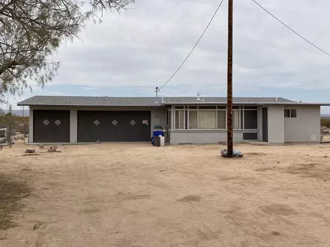 Exterior - 63325 Mesa Verde, Joshua Tree, CA 92252 photo 2 of 12
