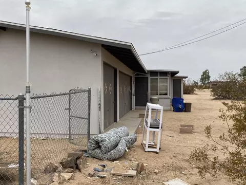 Exterior - 63325 Mesa Verde, Joshua Tree, CA 92252 photo 5 of 12