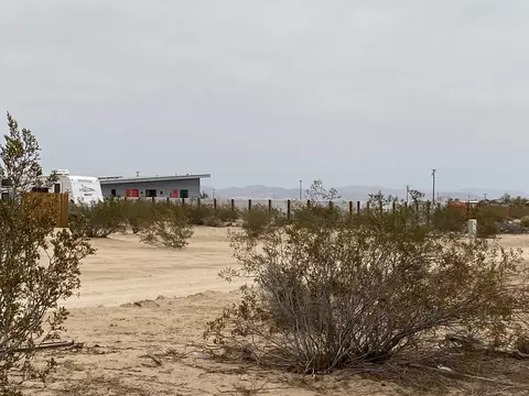 Exterior - 63325 Mesa Verde, Joshua Tree, CA 92252 photo 11 of 12