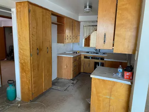 Kitchen - 63325 Mesa Verde, Joshua Tree, CA 92252 photo 1 of 2