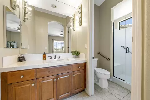 Bath - 80849 Serenity Dr, Indio, CA 92201 photo 4 of 6