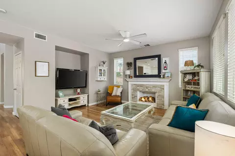 Living - 37590 Severn Pl, Indio, CA 92203 photo 5 of 6