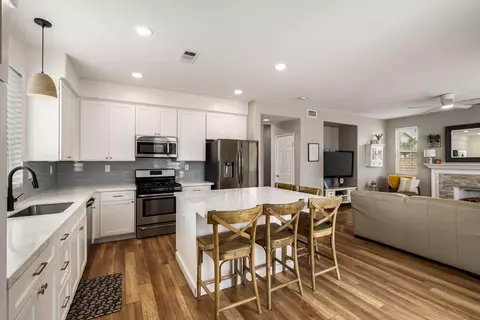 Kitchen - 37590 Severn Pl, Indio, CA 92203 photo 4 of 5