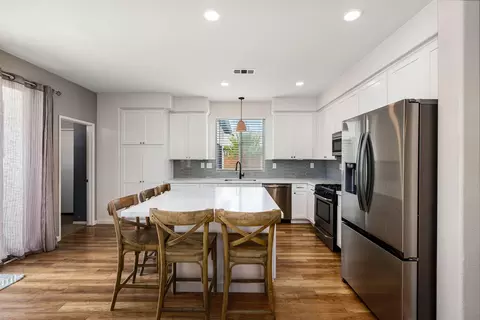 Kitchen - 37590 Severn Pl, Indio, CA 92203 photo 5 of 5