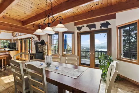 Dining - 264 Old Toll Rd, Lake Arrowhead, CA 92352 photo 1 of 3